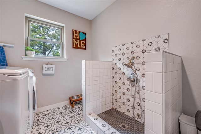 6482 County Road 321, Valley View, TX 76272