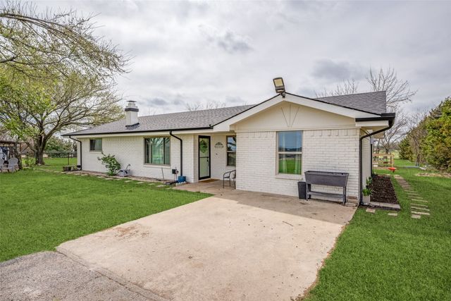 6482 County Road 321, Valley View, TX 76272