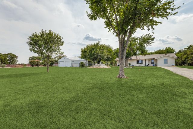 6482 County Road 321, Valley View, TX 76272