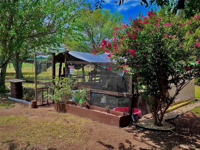 6482 County Road 321, Valley View, TX 76272