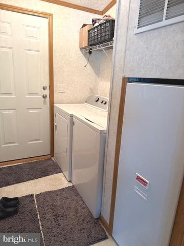 87 RIDGE RD, Quakertown, PA 18951