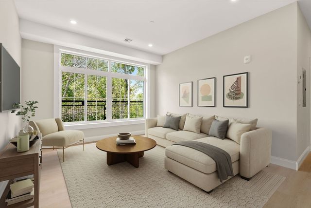 7 Cross St U303, Wilmington, MA 01887