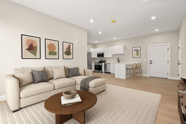 7 Cross St U303, Wilmington, MA 01887