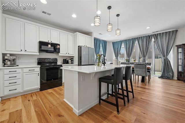 5446 Storm Castle Court, Colorado Springs, CO 80925