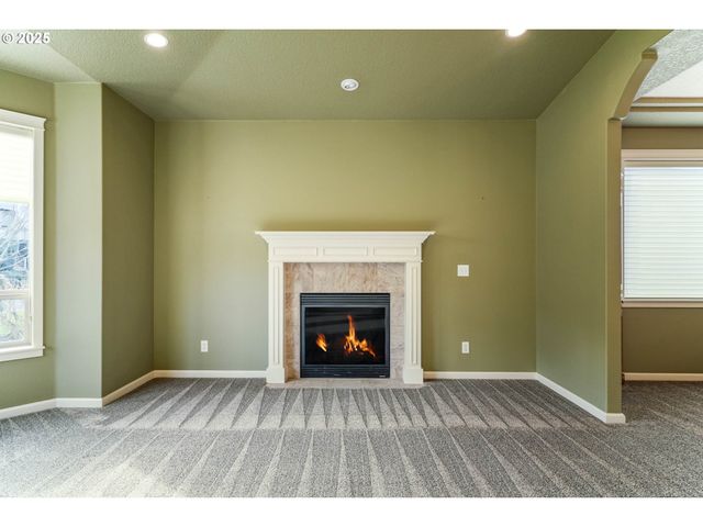 2049 LIMESTONE Ave, Salem, OR 97306