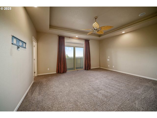 2049 LIMESTONE Ave, Salem, OR 97306