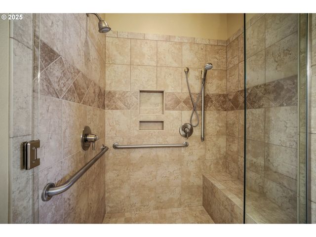 2049 LIMESTONE Ave, Salem, OR 97306