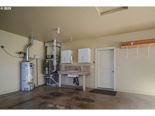 2049 LIMESTONE Ave, Salem, OR 97306