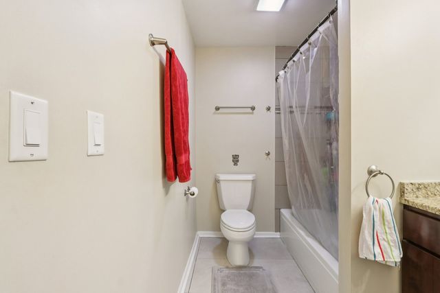 1637 Tahoe Circle Drive, Wheeling, IL 60090