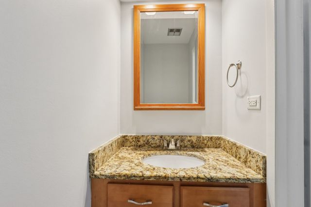 1637 Tahoe Circle Drive, Wheeling, IL 60090