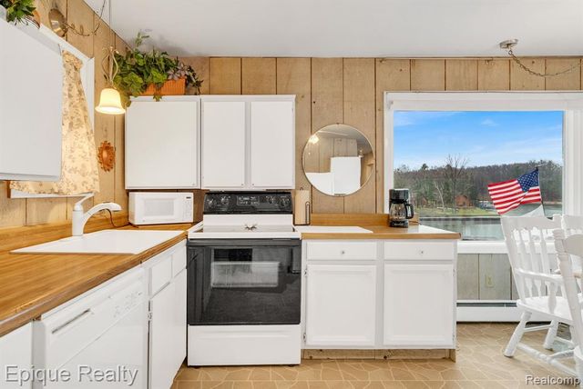 1962 Indianwood Trail, West Branch, MI 48661