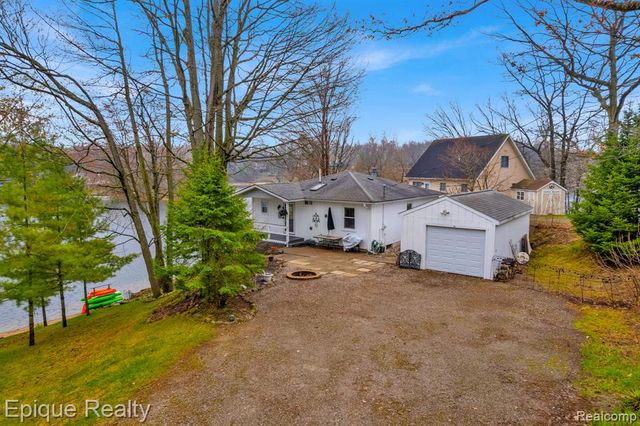 1962 Indianwood Trail, West Branch, MI 48661
