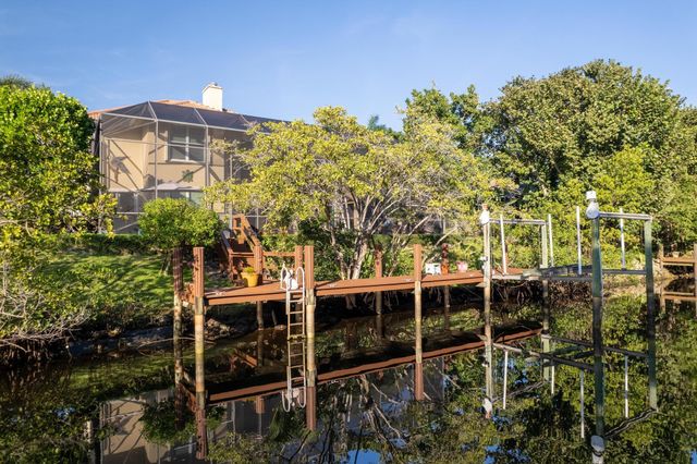 8918 SE Water Oak Pl, Jupiter, FL 33469