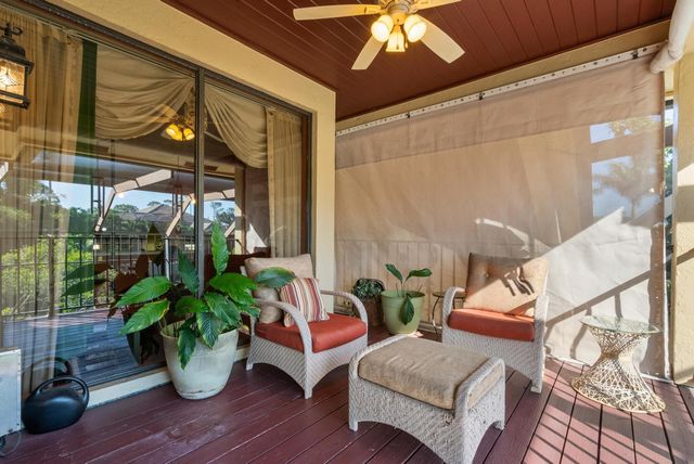 8918 SE Water Oak Pl, Jupiter, FL 33469