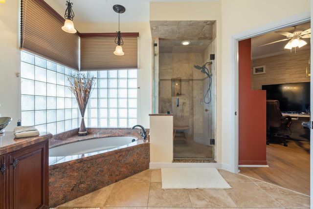 8918 SE Water Oak Pl, Jupiter, FL 33469