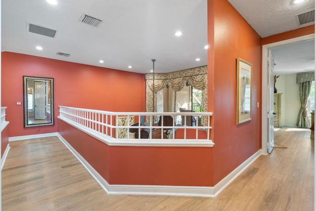 8918 SE Water Oak Pl, Jupiter, FL 33469