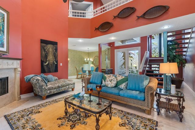 8918 SE Water Oak Pl, Jupiter, FL 33469