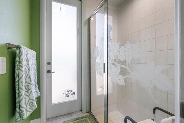 8918 SE Water Oak Pl, Jupiter, FL 33469