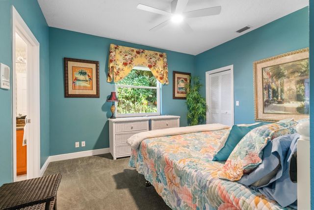 8918 SE Water Oak Pl, Jupiter, FL 33469