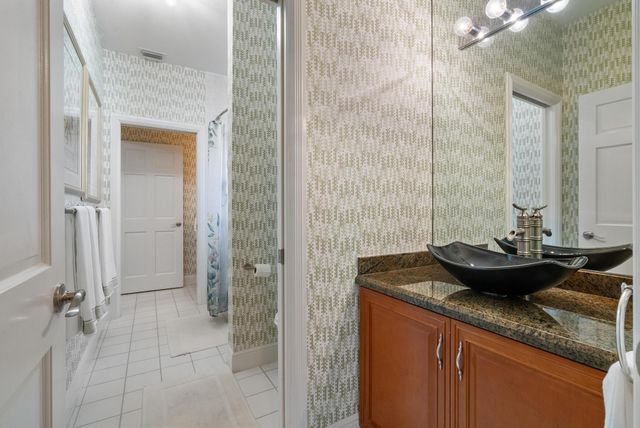 8918 SE Water Oak Pl, Jupiter, FL 33469