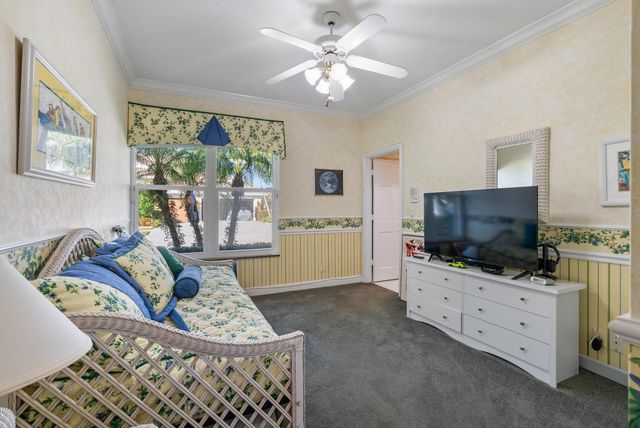 8918 SE Water Oak Pl, Jupiter, FL 33469