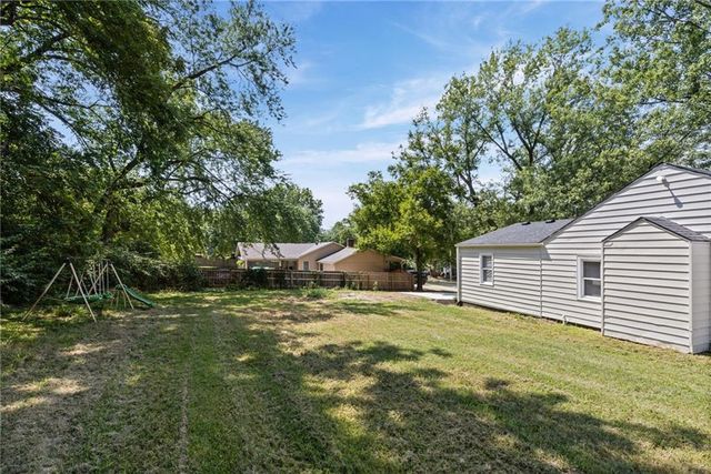 3011 N 69th Street, Kansas City, KS 66109