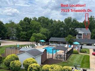 7519 Triwoods Drive J, Shrewsbury, MO 63119