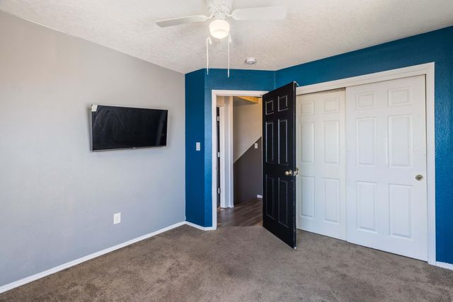 6808 Glacier Road NW, Albuquerque, NM 87114