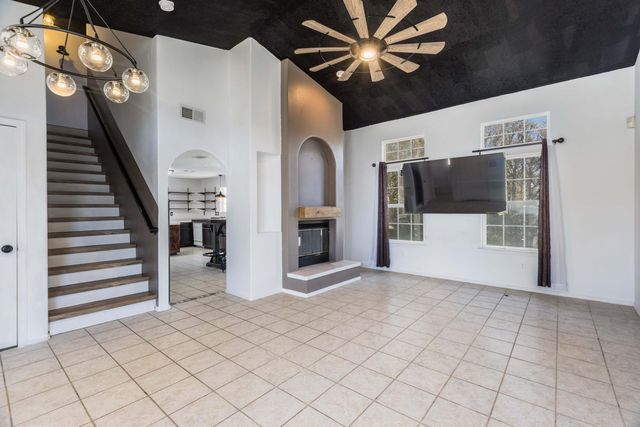 6808 Glacier Road NW, Albuquerque, NM 87114