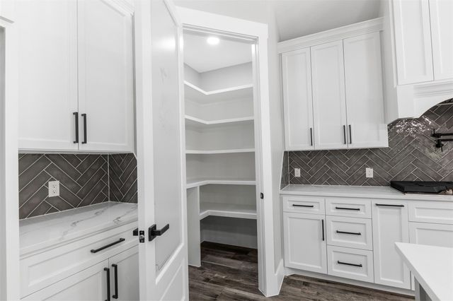 4190 Duroc Court, Cleveland, TX 77328