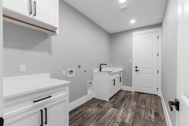 4190 Duroc Court, Cleveland, TX 77328