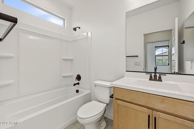9022 W GEORGIA Avenue, Glendale, AZ 85305