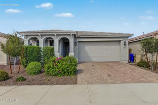 9022 W GEORGIA Avenue, Glendale, AZ 85305