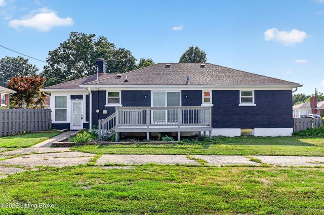8303 Smithton Rd, Louisville, KY 40219