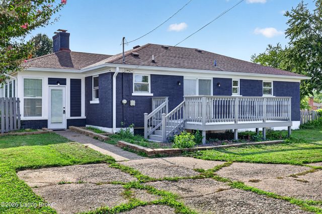 8303 Smithton Rd, Louisville, KY 40219