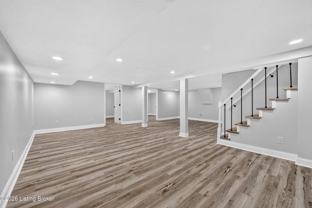 8303 Smithton Rd, Louisville, KY 40219
