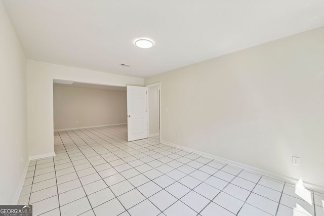 6608 Windbrook Way, Flowery Branch, GA 30542