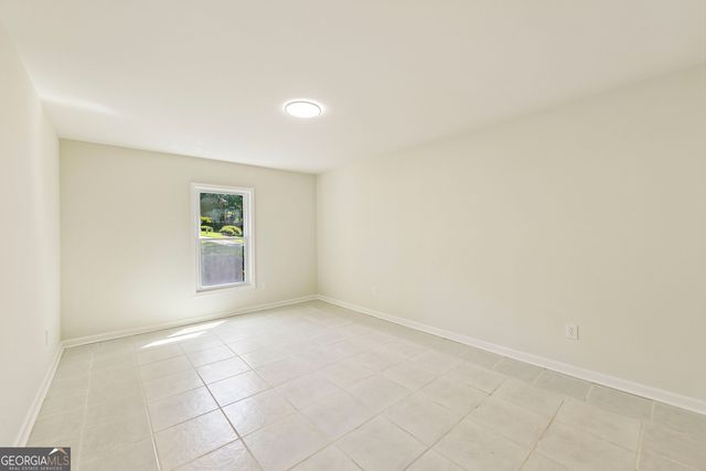 6608 Windbrook Way, Flowery Branch, GA 30542