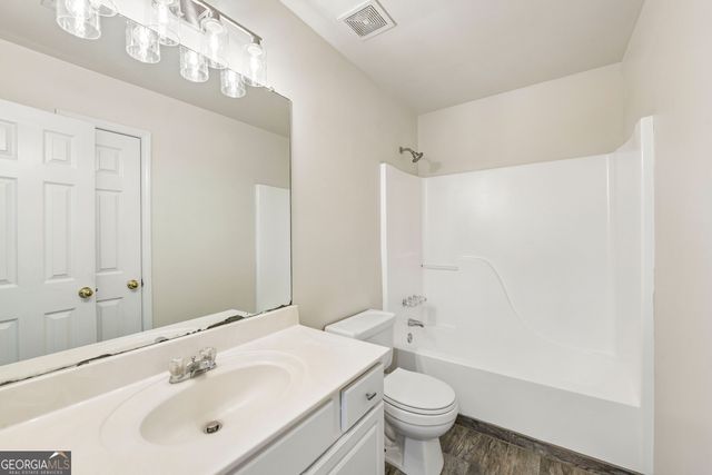 6608 Windbrook Way, Flowery Branch, GA 30542