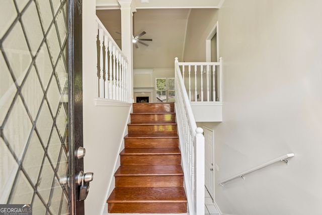 6608 Windbrook Way, Flowery Branch, GA 30542