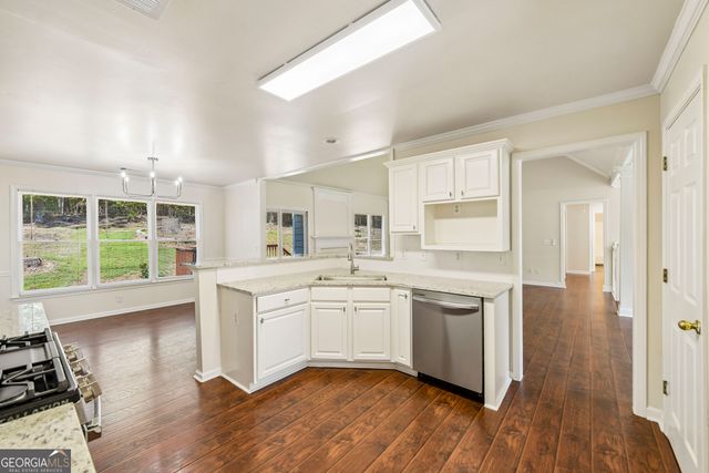6608 Windbrook Way, Flowery Branch, GA 30542