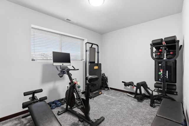 565 ANTIETAM DR, Box Elder, SD 57719