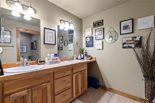 201 E Magnolia Drive, Belgrade, MT 59714