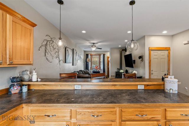 201 E Magnolia Drive, Belgrade, MT 59714