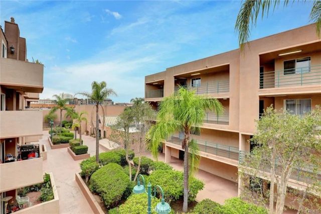 450 E 4th Street 334, Santa Ana, CA 92701