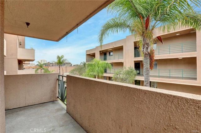 450 E 4th Street 334, Santa Ana, CA 92701