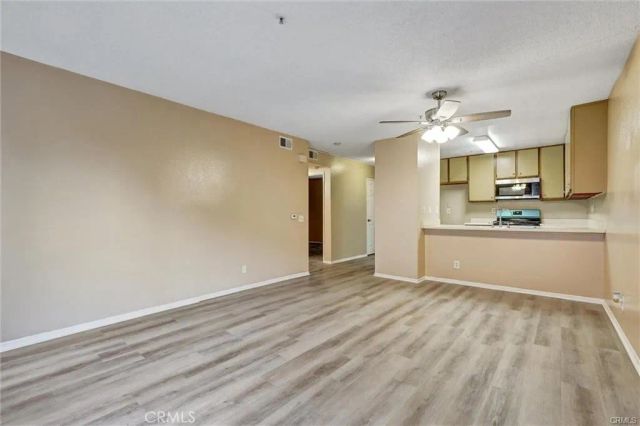 450 E 4th Street 334, Santa Ana, CA 92701