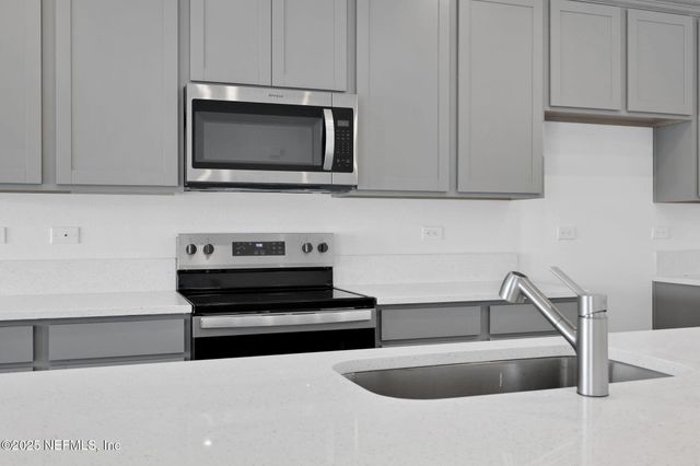 14343 FIREBIRD Drive, Jacksonville, FL 32234