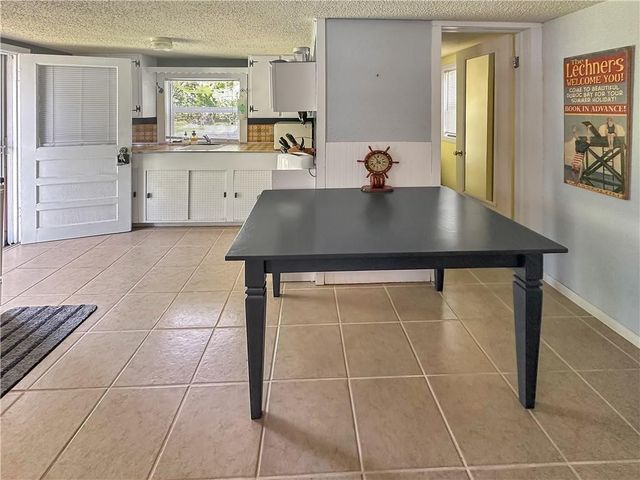 29822 McGinnis Road, Edwards, MO 65326