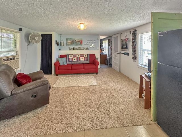 29822 McGinnis Road, Edwards, MO 65326